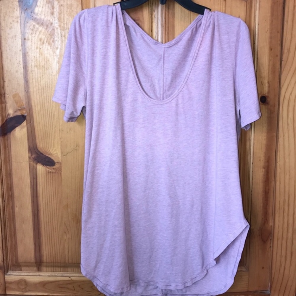 Lululemon Women’s pink shirt size 12